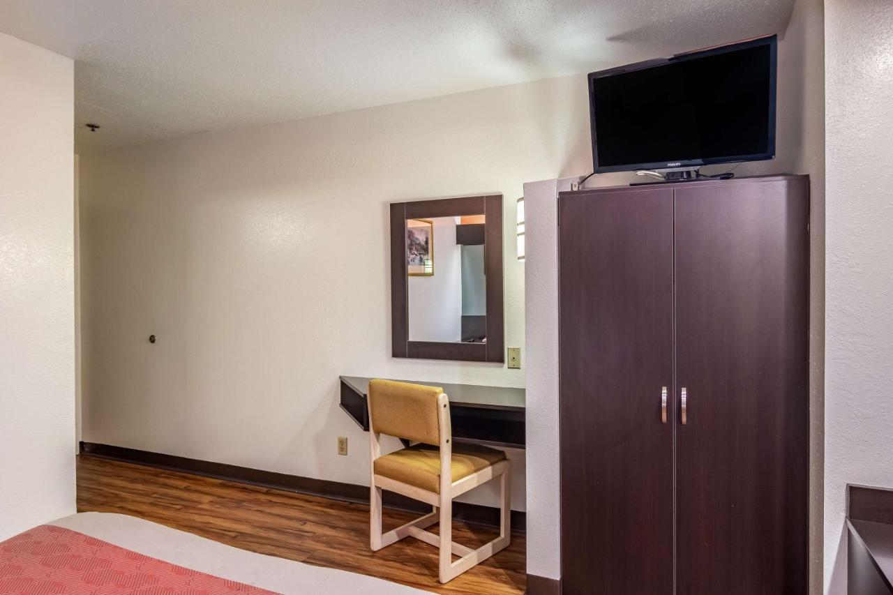 Motel 6 Chattanooga Downtown Eksteriør bilde