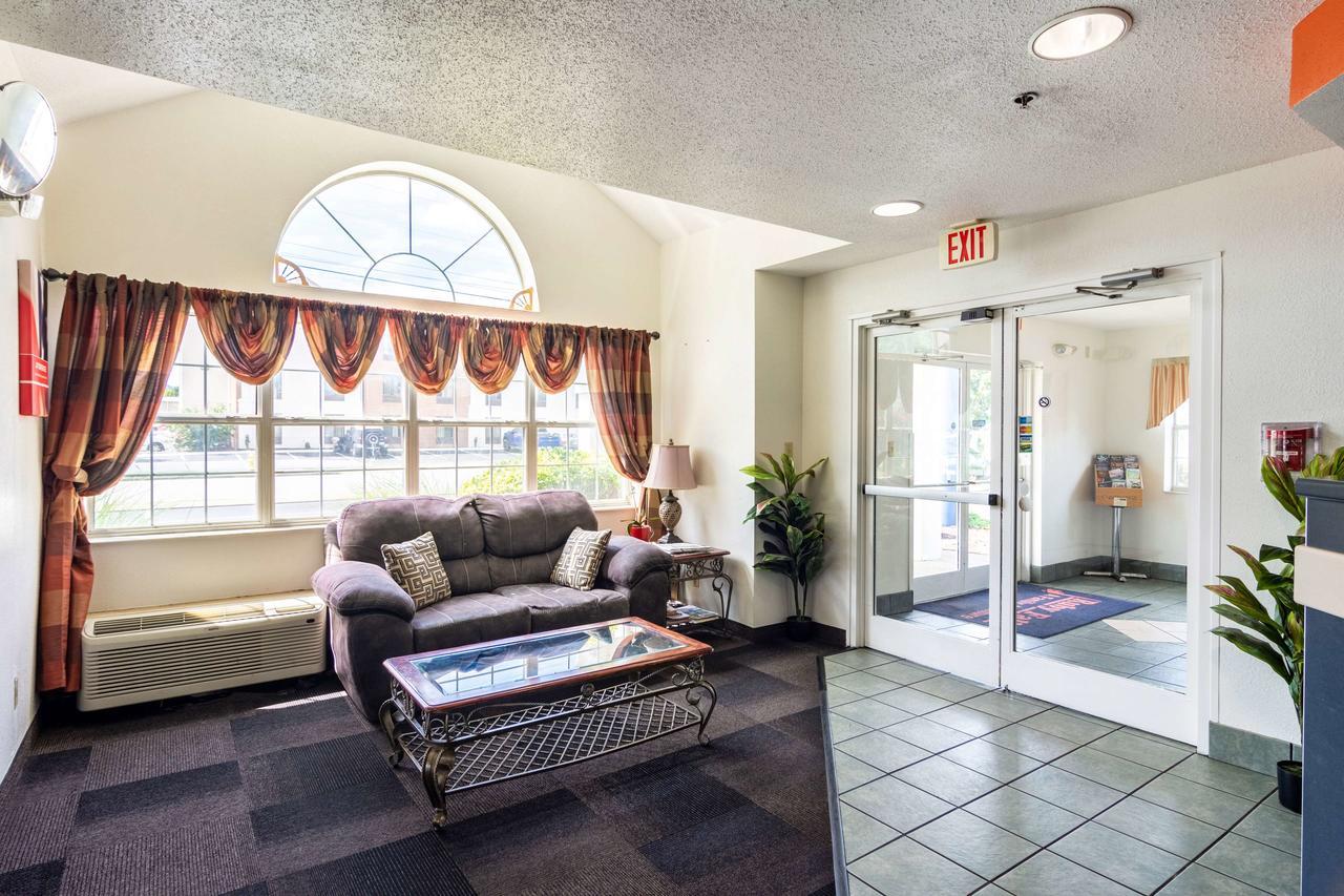Motel 6 Chattanooga Downtown Eksteriør bilde